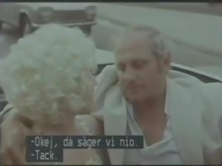 Old man: mugt ýaşy ýeten & eşikli heleý, ýalaňaç erkek old porno video 9f